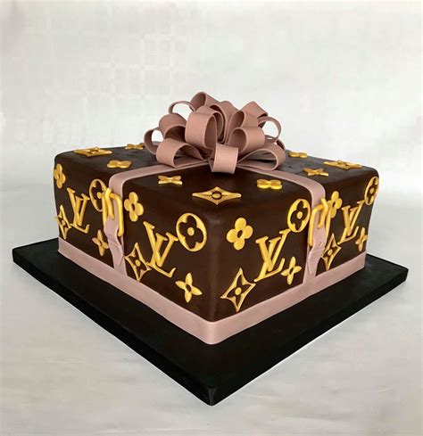 louis vuitton happy birthday cake|louis vuitton birthday cake ideas.